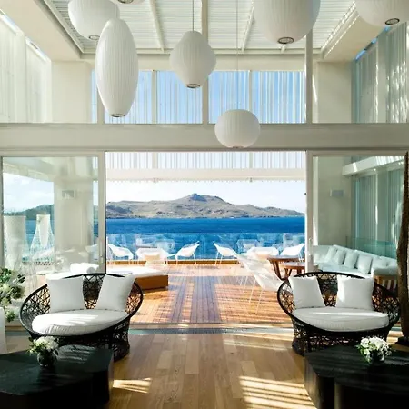 Diamond Of - Luxury Oceanfront Hotel